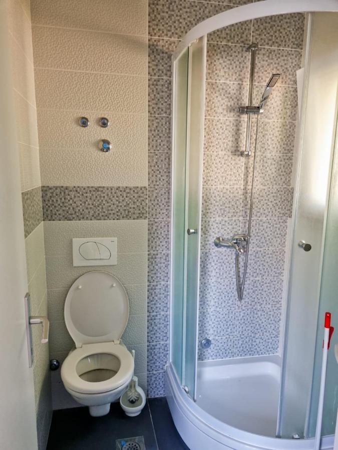 Apartmani Anitas Gradac  Esterno foto