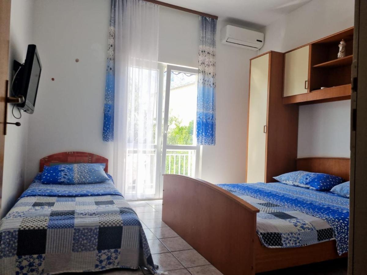 Apartmani Anitas Gradac  Esterno foto