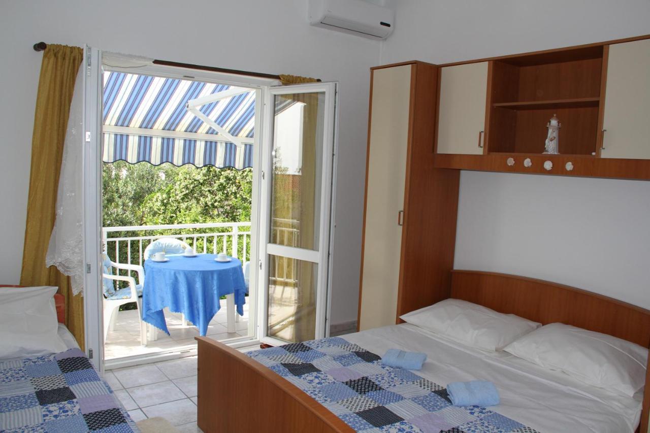 Apartmani Anitas Gradac  Esterno foto