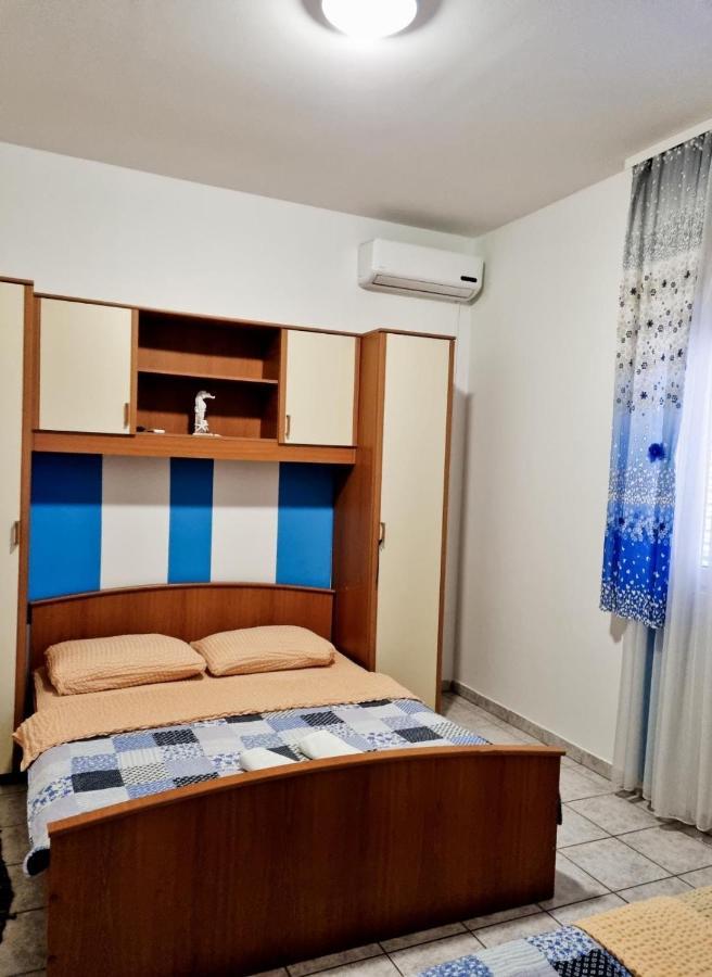 Apartmani Anitas Gradac  Esterno foto